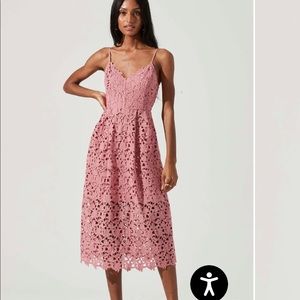 Astr the label lace dress (XS)